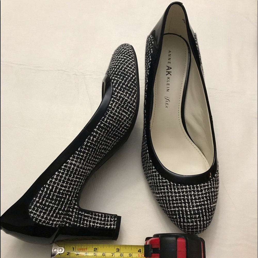 Anne Klein pumps